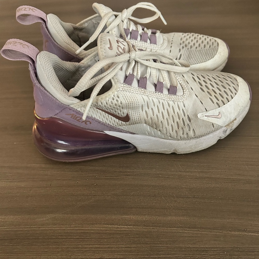 Nike Air 270s - cream and purple size 4